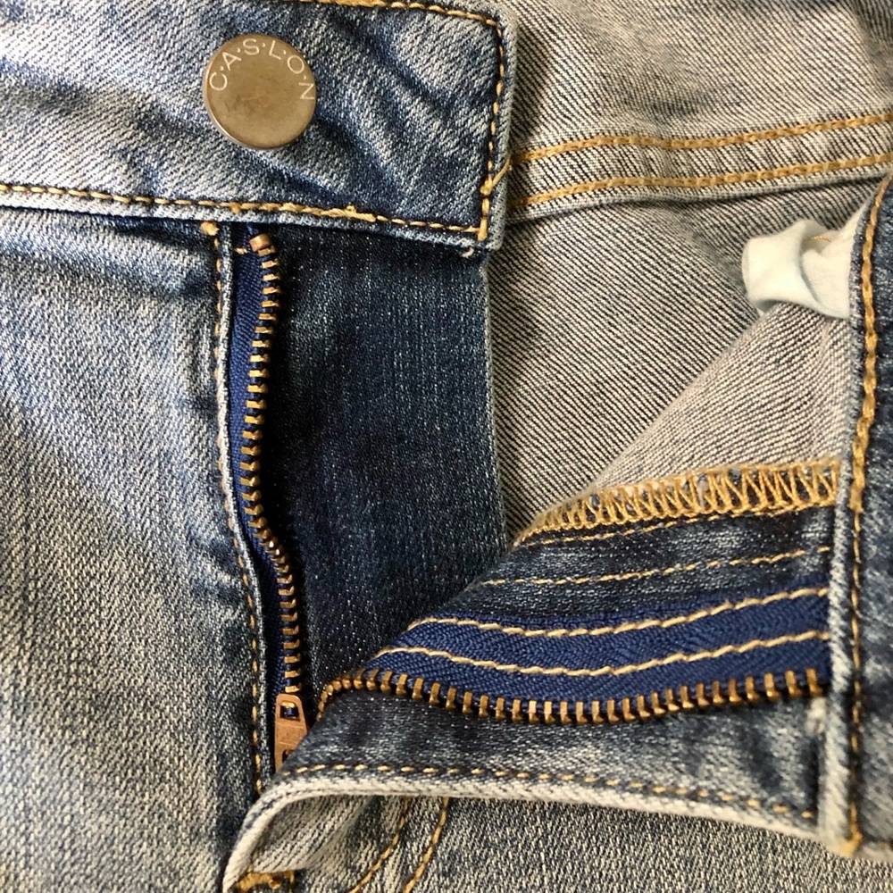Caslon Brand New Embroidered Boyfriend Jeans💖 - Picture 12 of 14